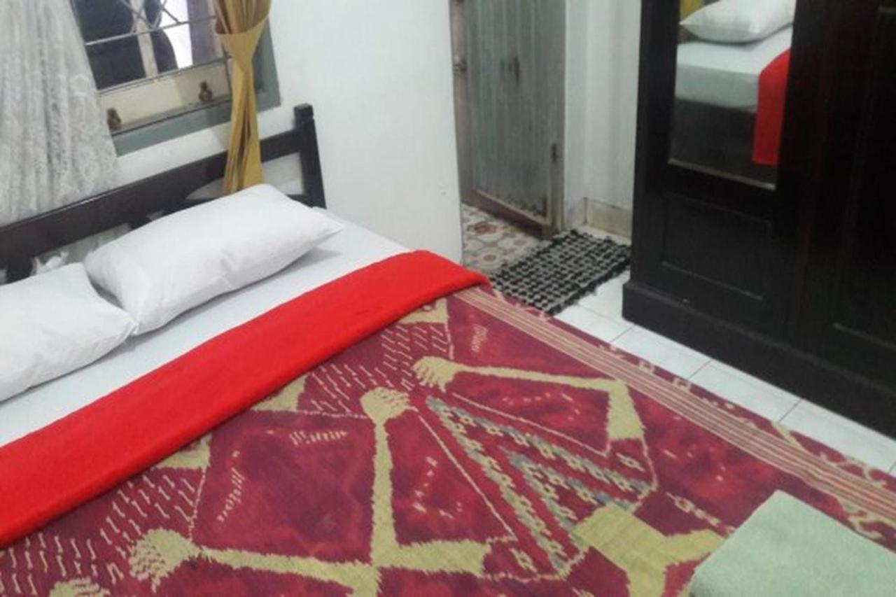 Hotel Airlangga Mataram Buitenkant foto